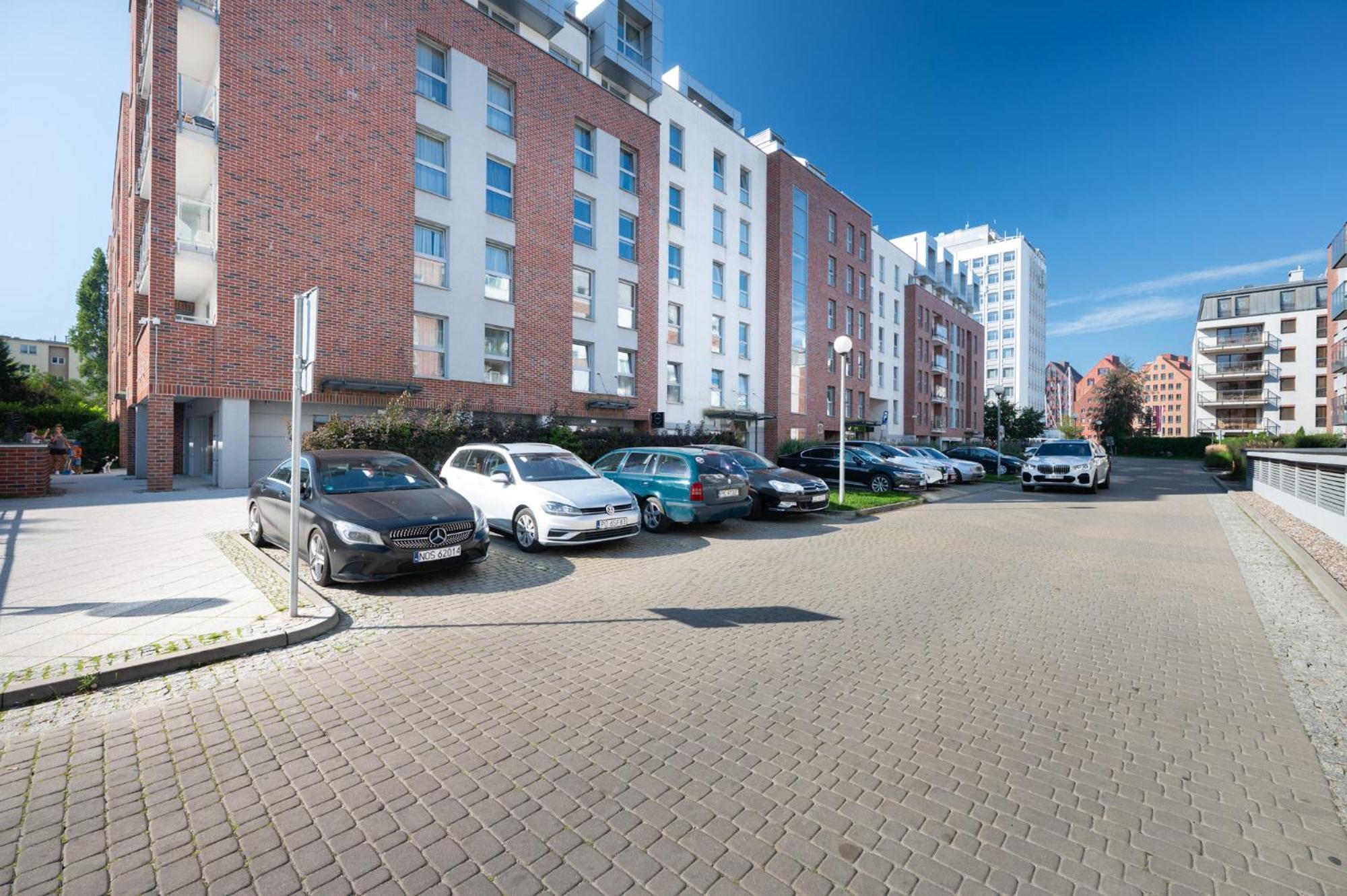Cosmo Apartments II — Zdjęcia 1